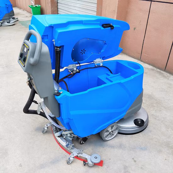 Высокоэффективная промышленная автоматическая поломоечная машина с аккумулятором и одной щеткой.